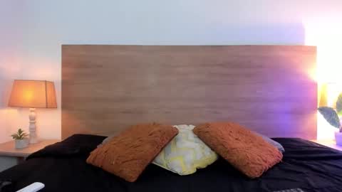 Bella Nix big tits online show from 2, 2, 2026