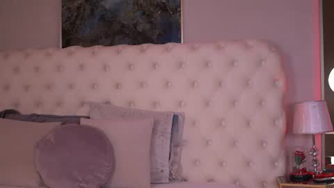 Snapshot of bellanoirre chatting on 5, 7, 2026 Bella online show from 5, 7, 2026