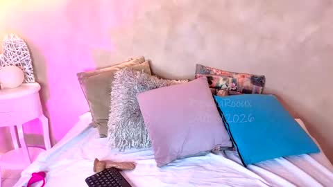 Snapshot of bellarooux chatting on 29, 5, 2026 bellarooux online show from 29, 5, 2026