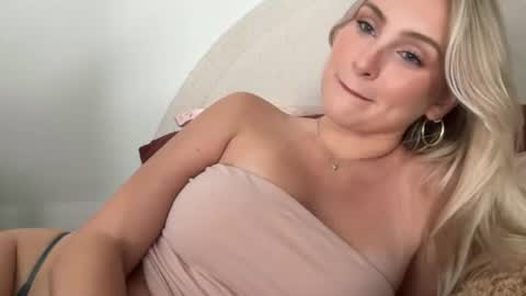 Snapshot of bellaryderr chatting on 30, 7, 2026 Isabella Ryder online show from 30, 7, 2026