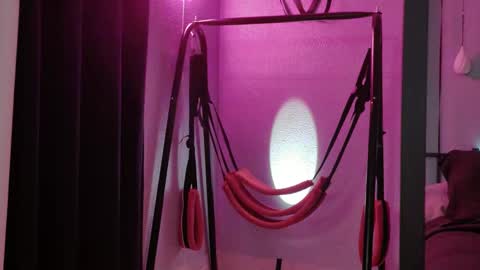 Bellaskeykeeper online show from 20, 3, 2026