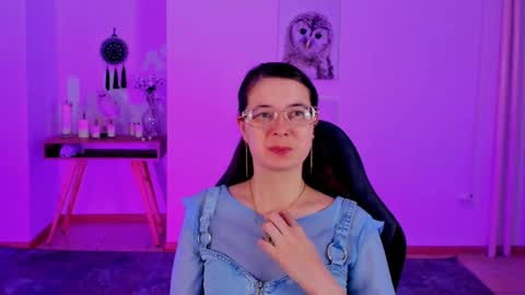 Bella. Ntmu online show from 3, 1, 2025