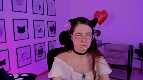 Bella. Ntmu online show from 15, 2, 2025