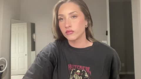 Snapshot of bellaxxboo chatting on 1, 8, 2026 Bella Rose online show from 1, 8, 2026