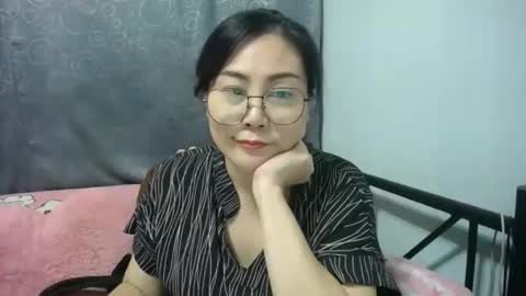 Snapshot of bellbabe chatting on 11, 11, 2025 Bella online show from 11, 11, 2025