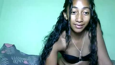 Snapshot of belle_annah chatting on 28, 3, 2026 belle_annah online show from 28, 3, 2026