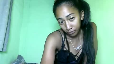 Snapshot of belle_annah chatting on 4, 4, 2026 belle_annah online show from 4, 4, 2026
