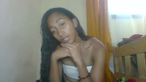Snapshot of belle_annah chatting on 23, 4, 2026 belle_annah online show from 23, 4, 2026