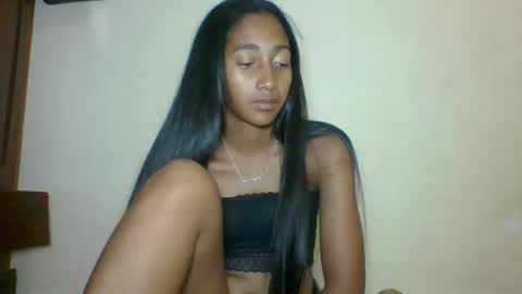 Snapshot of belle_annah chatting on 27, 4, 2026 belle_annah online show from 27, 4, 2026
