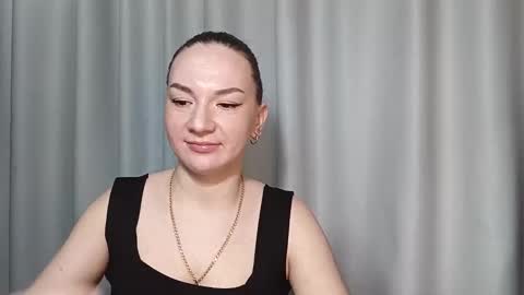 Snapshot of belle_fiesta chatting on 6, 3, 2026 belle_fiesta online show from 6, 3, 2026