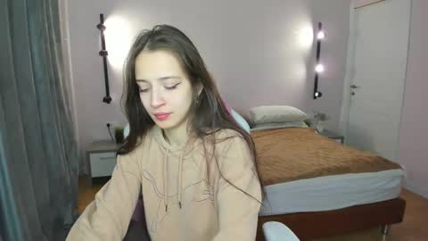 Belle online show from 13, 11, 2025