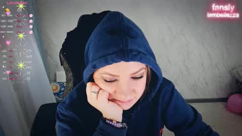 Your Annabelle Wolf  online show from 28, 11, 2025