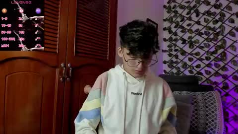 Neon online show from 19, 12, 2025