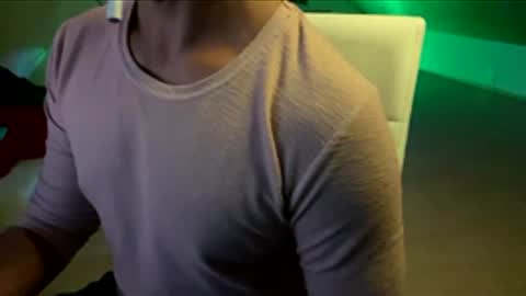 Snapshot of bello477192 chatting on 20, 12, 2025 bello477192 online show from 20, 12, 2025