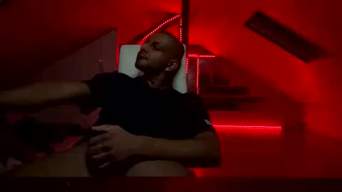 Snapshot of bello477192 chatting on 6, 2, 2026 bello477192 online show from 6, 2, 2026