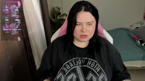 LinaBoo online show from 5, 12, 2025