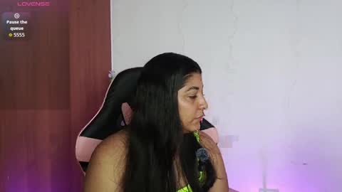 Your New Girlfriend online show from 14, 4, 2026