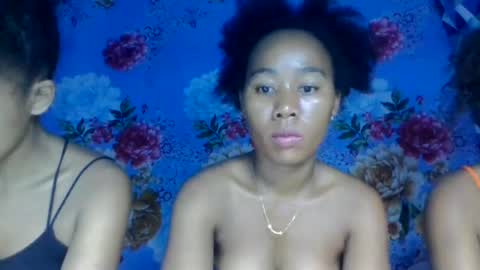 Snapshot of bemoniquee chatting on 16, 6, 2026 bemoniquee online show from 16, 6, 2026