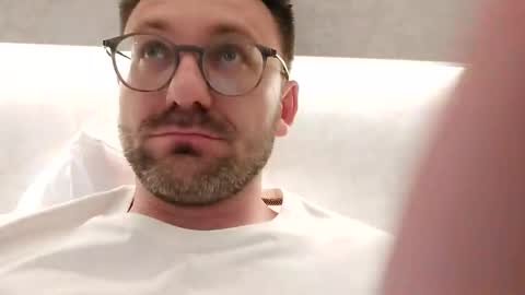 ben00189 online show from 28, 5, 2026