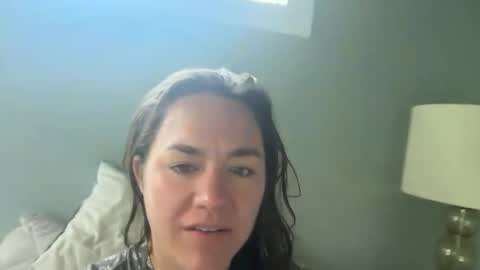 Snapshot of bendlikebecks chatting on 8, 4, 2026 bendlikebecks online show from 8, 4, 2026