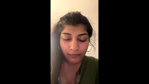 bengalibaddie7_x online show from 7, 5, 2026