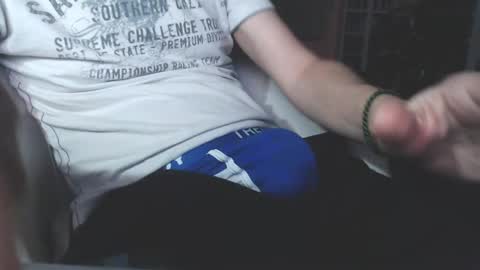 Snapshot of benijamin chatting on 20, 4, 2026 benijamin online show from 20, 4, 2026