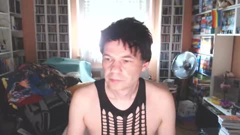 benijamin online show from 16, 7, 2026