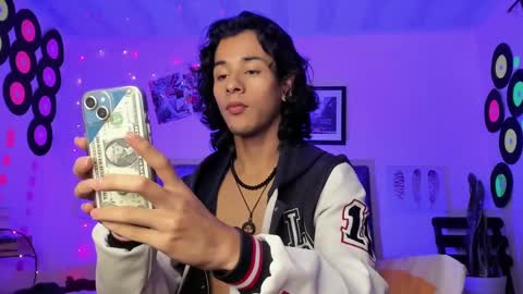 benjamin_fiore online show from 27, 2, 2025