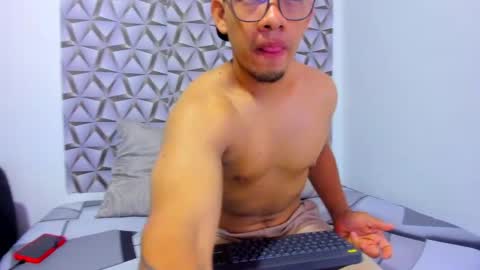 Snapshot of benjamin_lichx chatting on 6, 4, 2026 Benjamin online show from 6, 4, 2026