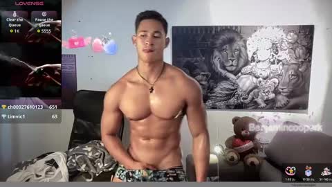 Snapshot of benjamincooperk1 chatting on 27, 10, 2025 benjamincooperk online show from 27, 10, 2025