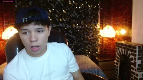 Snapshot of benjamintwink1 chatting on 3, 1, 2025 BENJAMIN online show from 3, 1, 2025