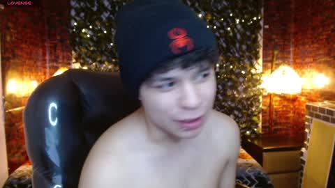 Snapshot of benjamintwink1 chatting on 18, 1, 2025 BENJAMIN online show from 18, 1, 2025