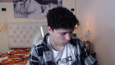 Snapshot of benjamintwink1 chatting on 19, 1, 2025 BENJAMIN online show from 19, 1, 2025