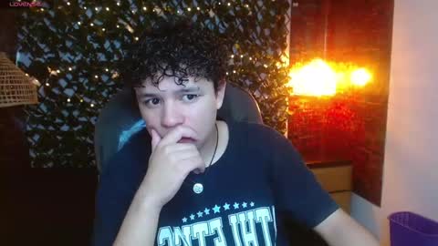 Snapshot of benjamintwink1 chatting on 17, 2, 2025 BENJAMIN online show from 17, 2, 2025
