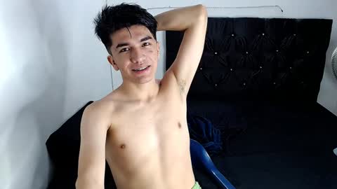 Snapshot of benji_hoter chatting on 6, 1, 2025 Benji Hoter online show from 6, 1, 2025