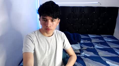 Snapshot of benji_hoter chatting on 28, 1, 2025 Benji Hoter online show from 28, 1, 2025