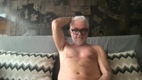 Snapshot of benlamat chatting on 11, 10, 2025 Hot Ben online show from 11, 10, 2025