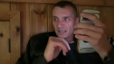 Snapshot of bennymn chatting on 21, 6, 2026 benny and innocentvixon online show from 21, 6, 2026