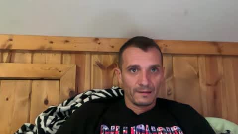 Snapshot of bennymn chatting on 28, 6, 2026 benny and innocentvixon online show from 28, 6, 2026