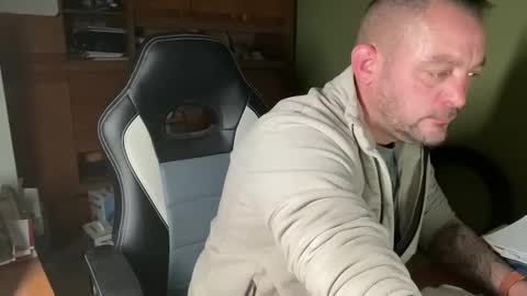 benochau online show from 27, 3, 2026