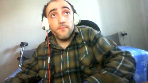 Snapshot of bentish chatting on 19, 12, 2025 bentish online show from 19, 12, 2025