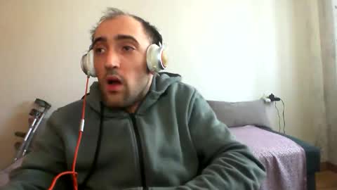 Snapshot of bentish chatting on 4, 2, 2026 bentish online show from 4, 2, 2026