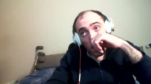 Snapshot of bentish chatting on 15, 3, 2026 bentish online show from 15, 3, 2026