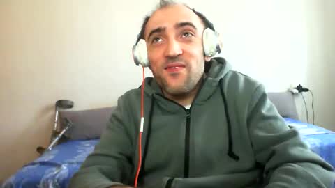 Snapshot of bentish chatting on 23, 3, 2026 bentish online show from 23, 3, 2026