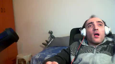 Snapshot of bentish chatting on 2, 4, 2026 bentish online show from 2, 4, 2026