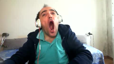 Snapshot of bentish chatting on 11, 4, 2026 bentish online show from 11, 4, 2026