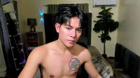 bentlyfuck online show from 22, 12, 2025