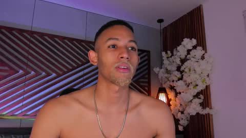 Snapshot of bento_fox chatting on 26, 11, 2025 bento_fox online show from 26, 11, 2025