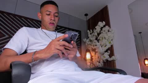 Snapshot of bento_fox chatting on 5, 12, 2025 bento_fox online show from 5, 12, 2025