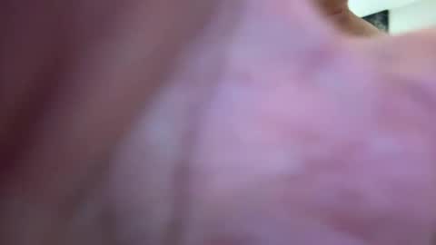 Snapshot of benz10001 chatting on 26, 9, 2025 benz10001 online show from 26, 9, 2025